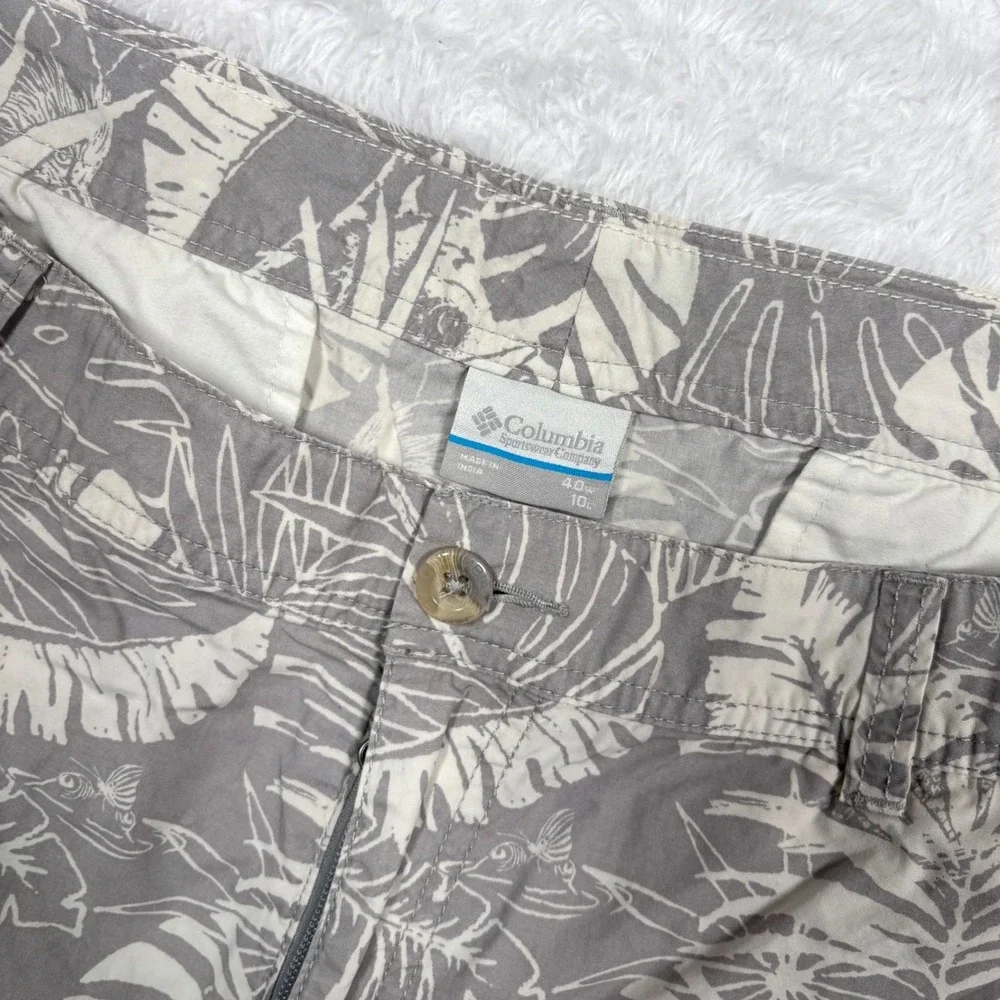Columbia‎ Shorts Mens 40 Gray White Tropical Washed Out King Palms Chinos Hawaii